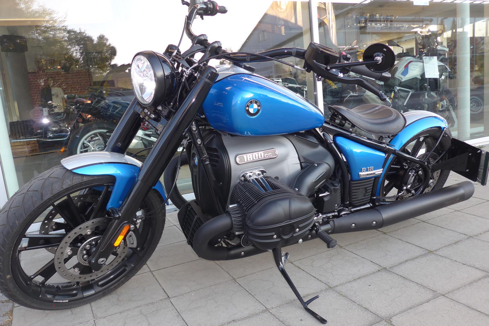 R18 Bobber karlmaier 38.490 €